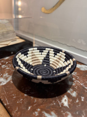 • Bowl Guacamayas Yarumo Azul Oscuro