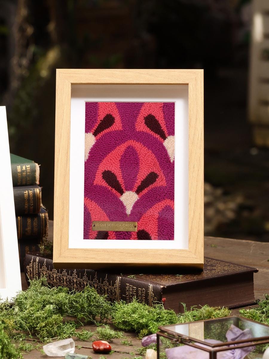 Punch Needle Bird Fiber Art | Wayuu Textile Wall Decor | Framed Colombian Art | Copetona Bird Wall Hanging | Gift for Bird Lover