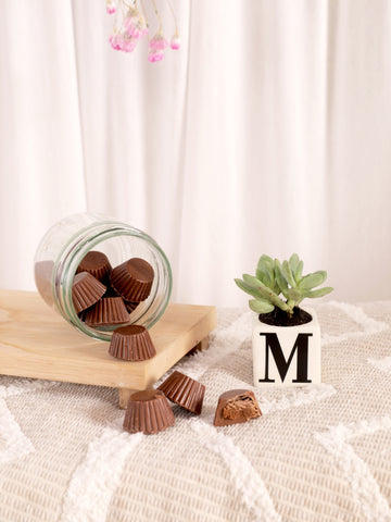 maceta-personalizada-con-iniciales-suculentas-de-regalo-amor-y-amistad-regalos-para-hombres-regalos-san-valentin-amor-y-amistad-regalo-con-chocolates-cuidado-de-suculentas-regalo-de-a_bc3311a3-930c-47ef-8855-154dc3d3d003.jpg